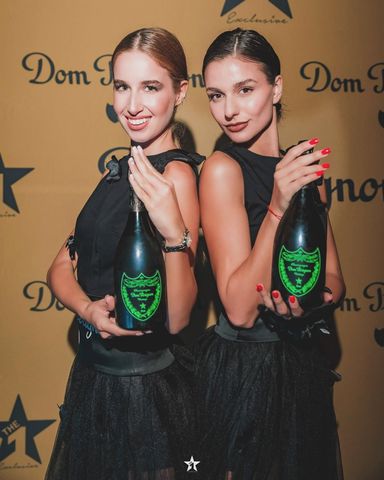 Хостеси на Алита Ивент на събитие на Dom Pérignon