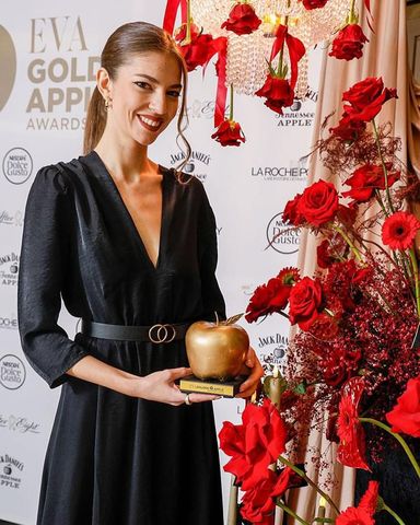 Хостеса на Алита Ивент на наградите Golden Apple на списание EVA