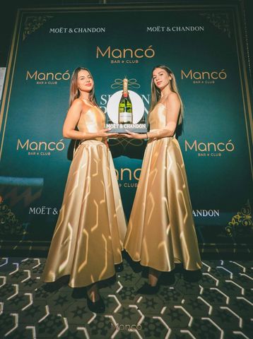 Хостеси на Алита Ивент на Moët & Chandon в Mancó