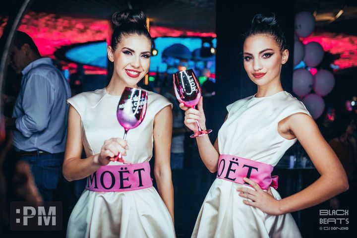 Хостеси на Алита Ивент на Moët & Chandon